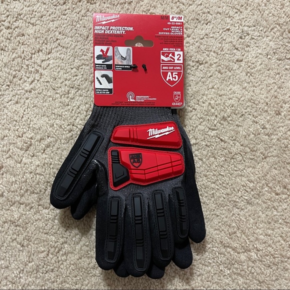 milwaukee tools Other - Milwaukee tools impact protection high dexterity gloves